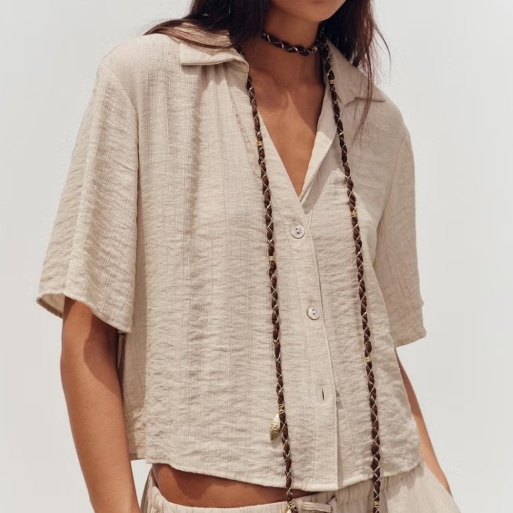 NWT Zara Collared Button-Front Short Sleeve Flowy Crop Top In Cream - S